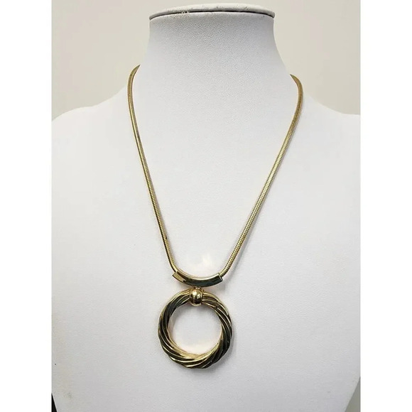 Vintage Circle Pendant Ball Chain Necklace Gold Tone 16 Inches - Picture 1 of 3